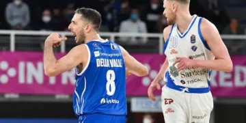LBA Playoff | Brescia ci prova, ma Gara 2 è della Dinamo Sassari.￼