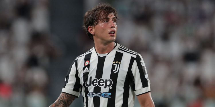 Juventus: allenamento davanti ai tifosi, si fa male Pellegrini